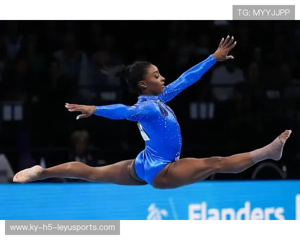 世界体操锦标赛女子全能决赛，中国小将斩获银牌，世界体操锦标赛2021